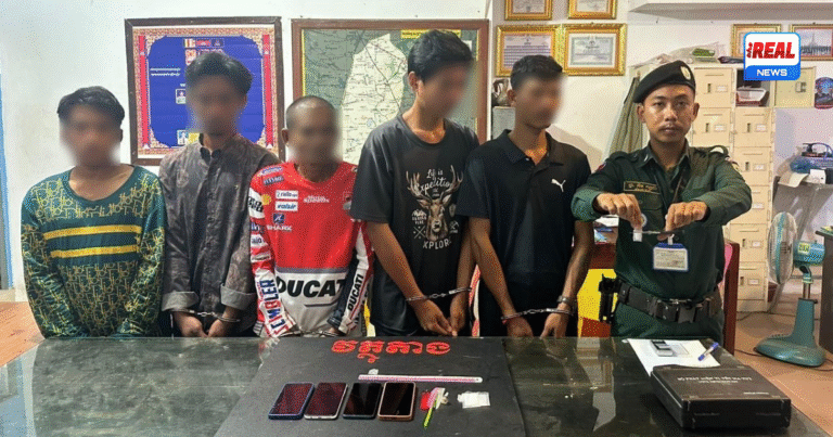 នគរបាលស្រុកអង្គស្នួលឃាត់ខ្លួនជនសង្ស័យ ៥នាក់ ពាក់ព័ន្ធបទល្មើសគ្រឿងញៀន ដកហូតថ្នាំញៀន ២កញ្ចប់